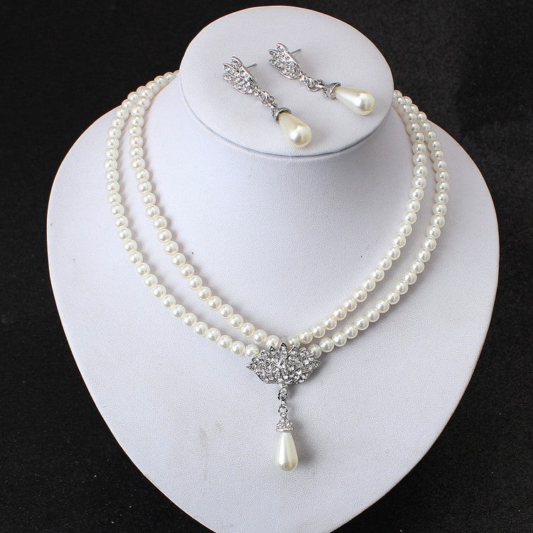 Pearl Crystal Necklace Set